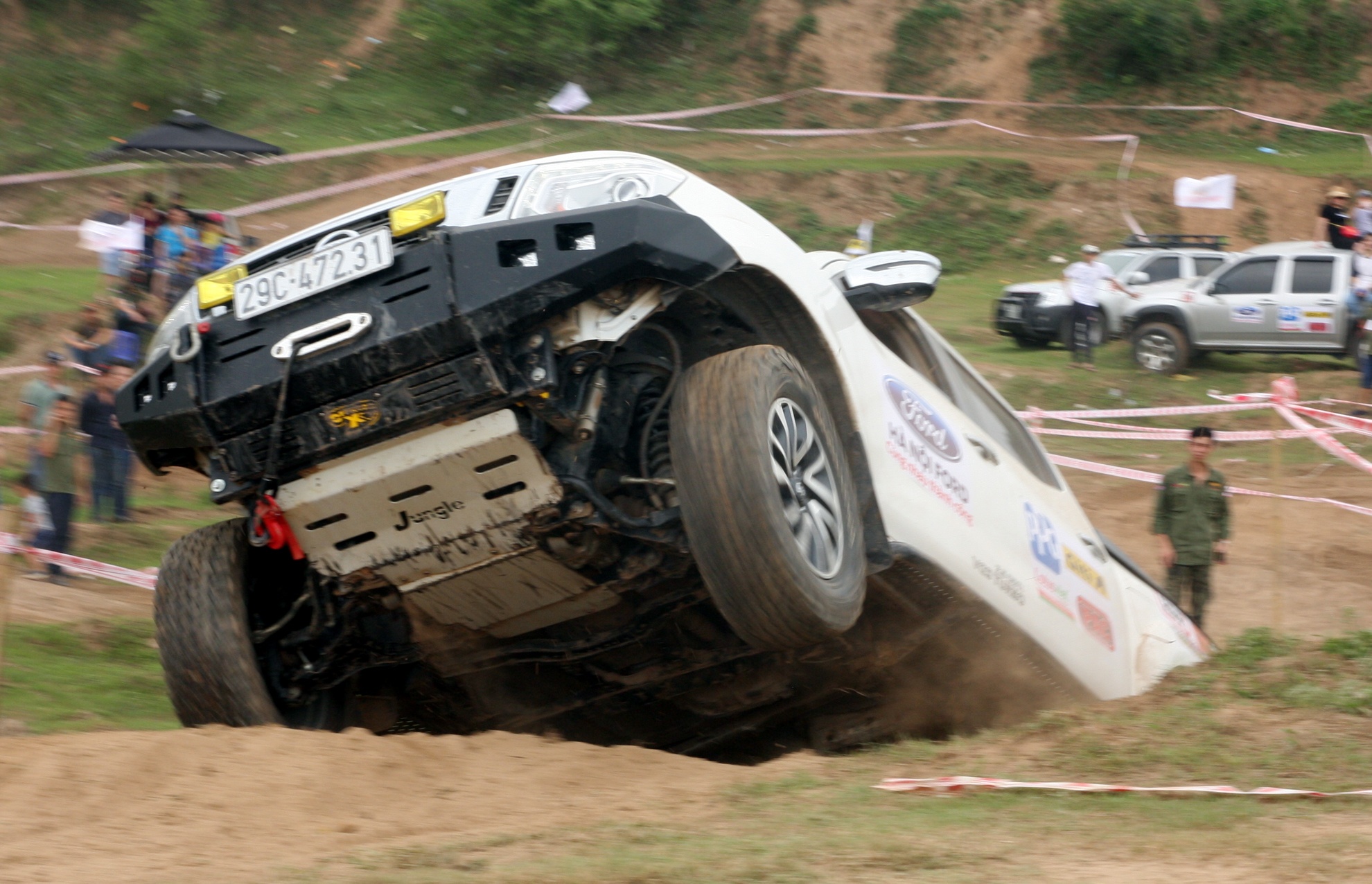 Ban tai off-road o Ha Noi anh 8