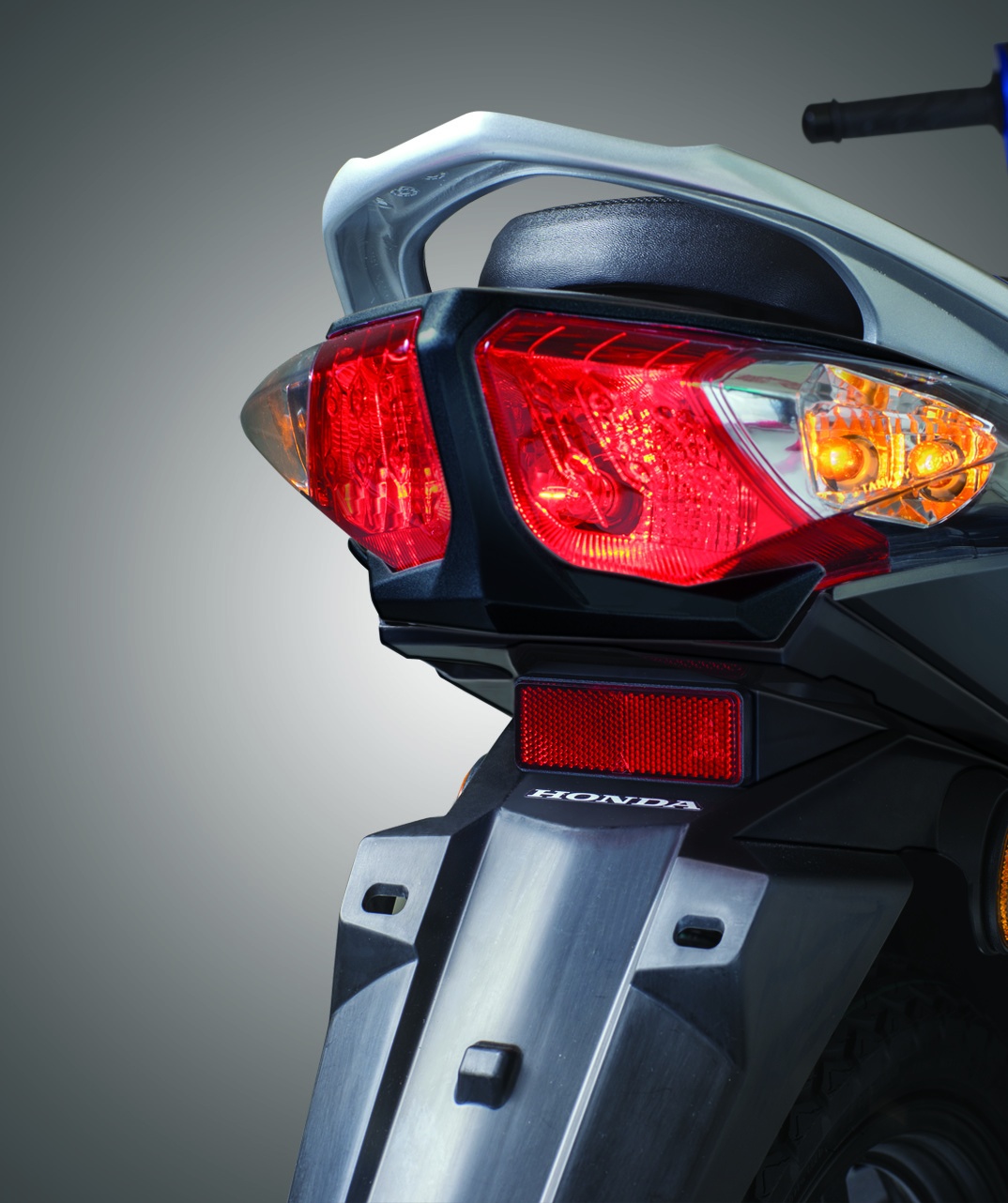 Honda Wave 125i 2017 ban o Malaysia anh 3