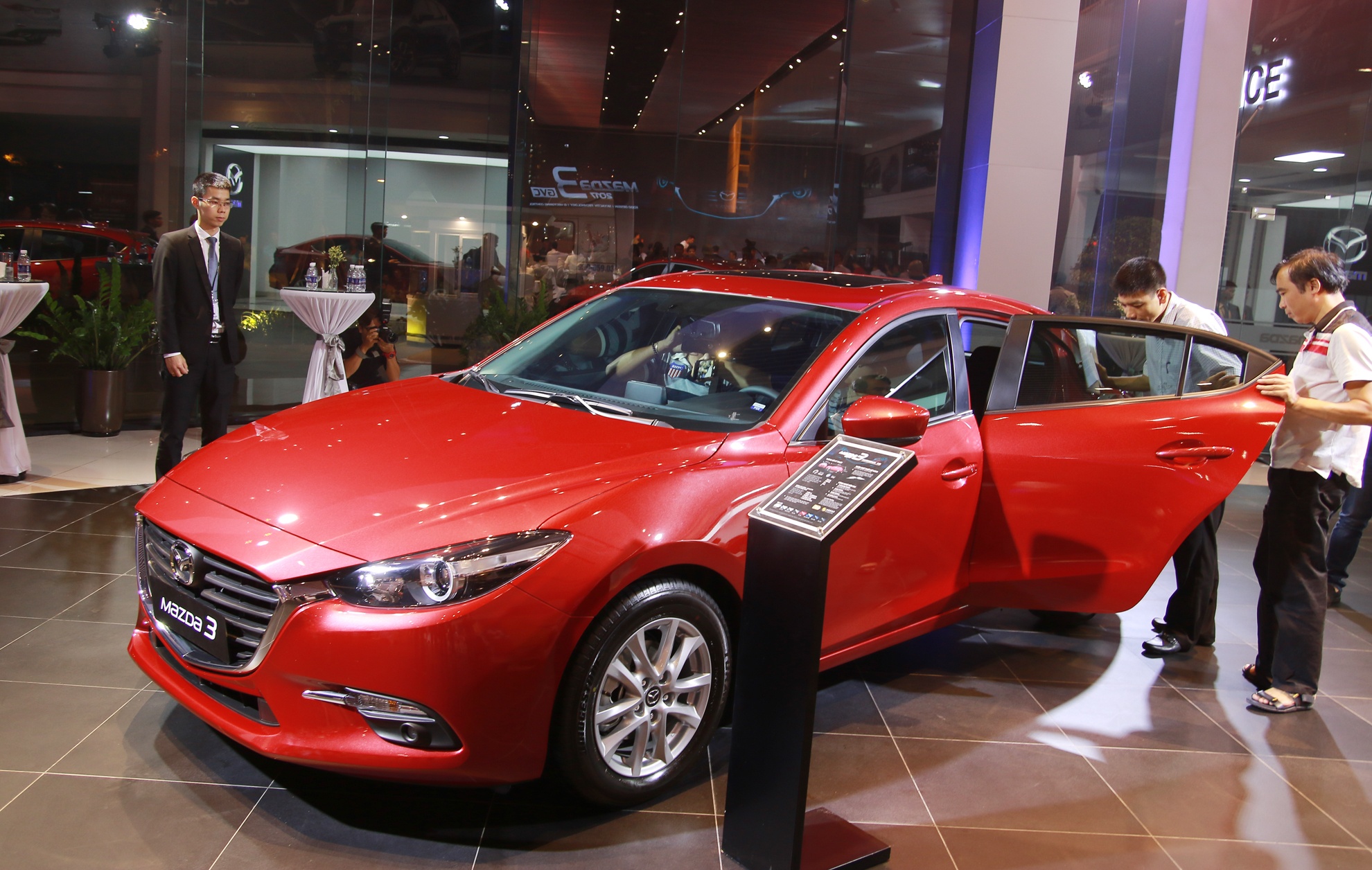 Mazda 3 2017 ra mắt ở Việt Nam  ảnh 2 Mazda 3 2017 ra mat o Viet Nam anh 2