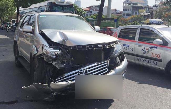 Toyota Fortuner: Xe co tui khi 'ben' nhat Viet Nam? hinh anh