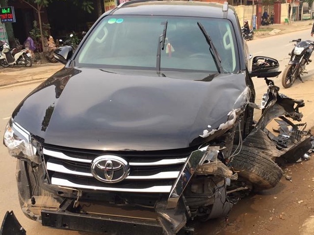 Túi khí xe Toyota không bung ảnh 2 Tui khi xe Toyota khong bung anh 2