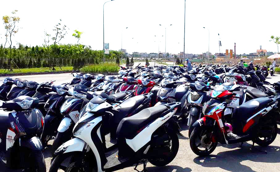 Dan Honda SH tu hoi o Ha Noi hinh anh