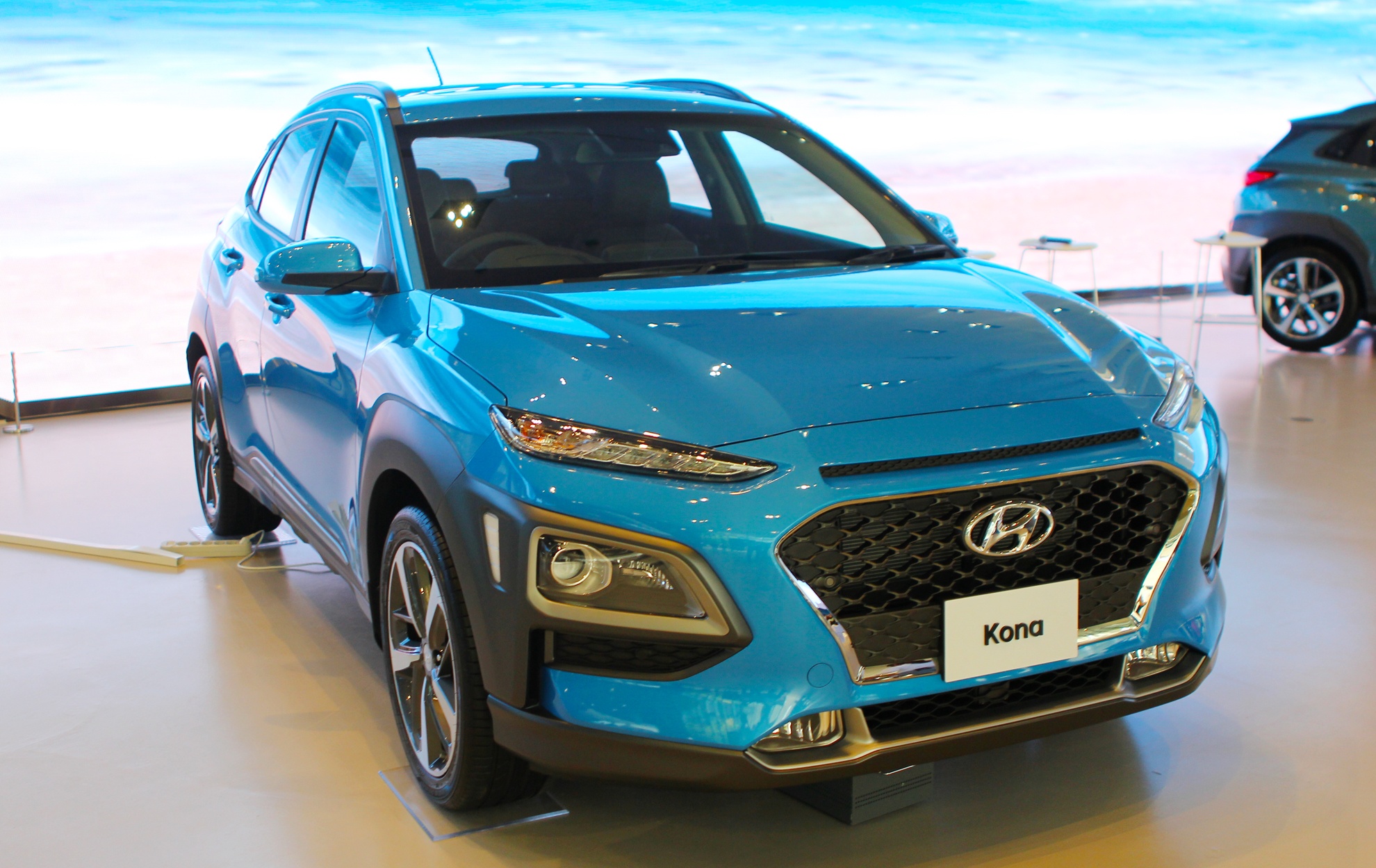 Chi tiet Hyundai Kona gia tu 17.000 USD vua ra mat o Han Quoc hinh anh