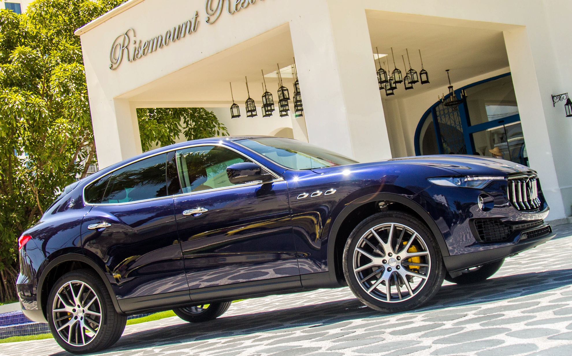 Maserati Levante mau la o Da Nang anh 1