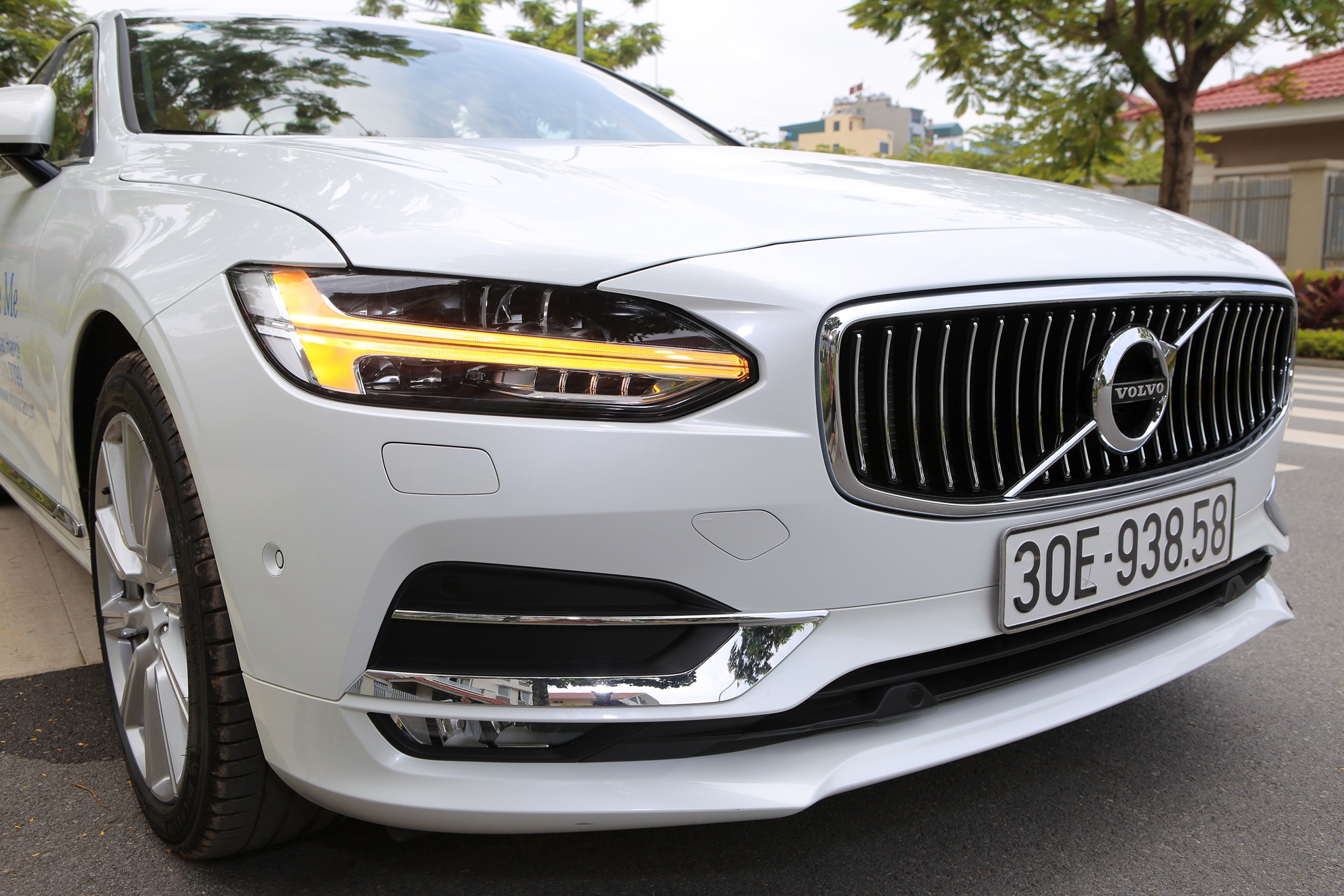 Volvo S90 Inscription ban chinh hang o Viet Nam anh 3