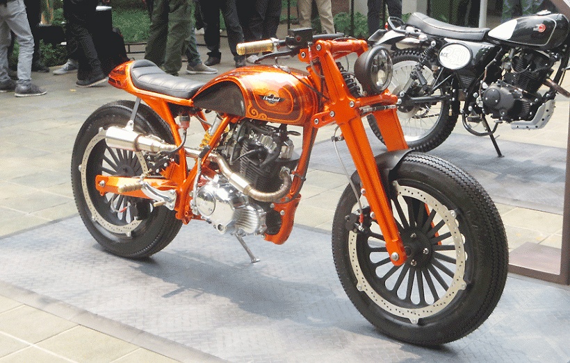 Xe do cafe racer mau cam doc dao o Indonesia hinh anh