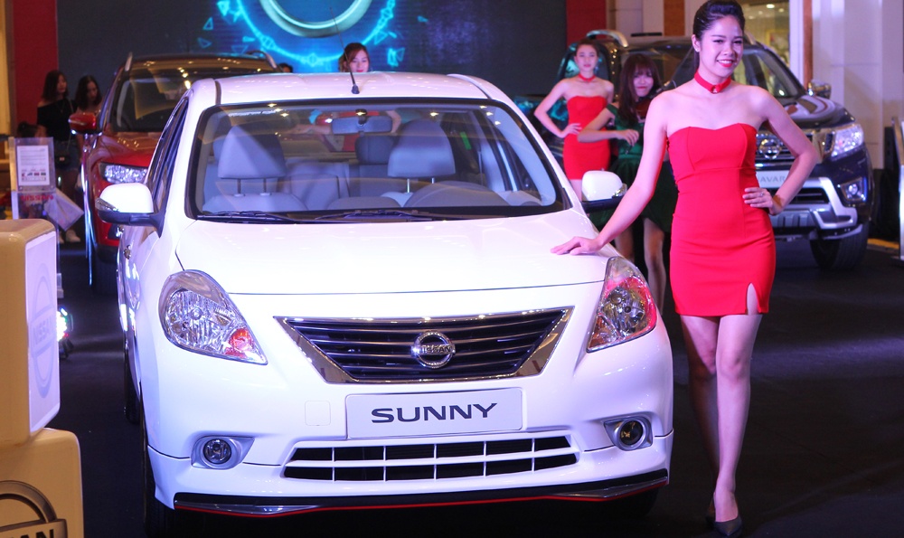 Nissan Sunny va X-Trail them phu kien, gia khong doi de canh tranh hinh anh