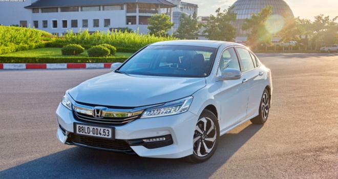 Honda CR-V va Accord giam gia gan 200 trieu dong o Viet Nam hinh anh