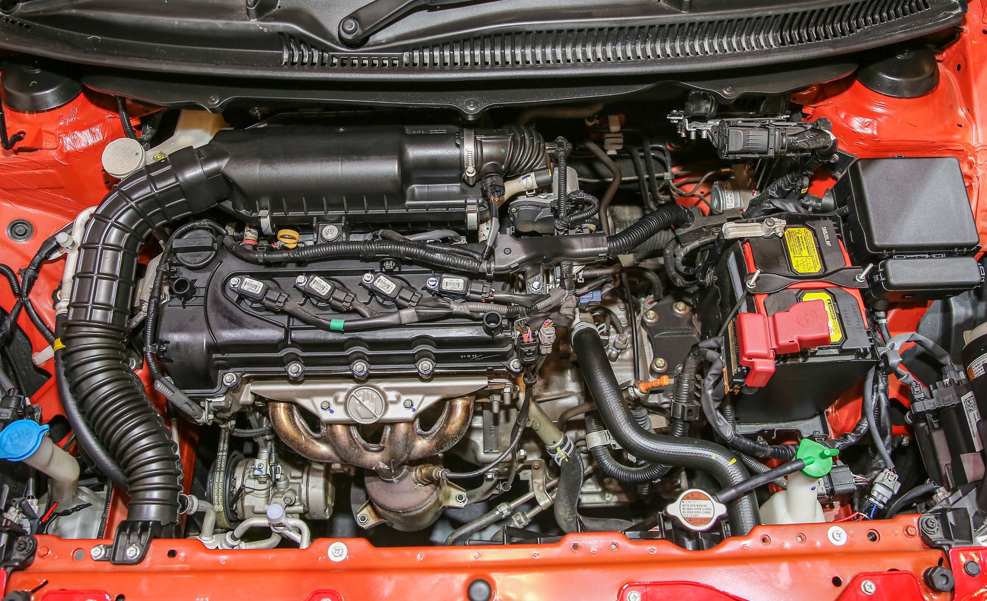 Suzuki Baleno ra mat o Indonesia anh 11