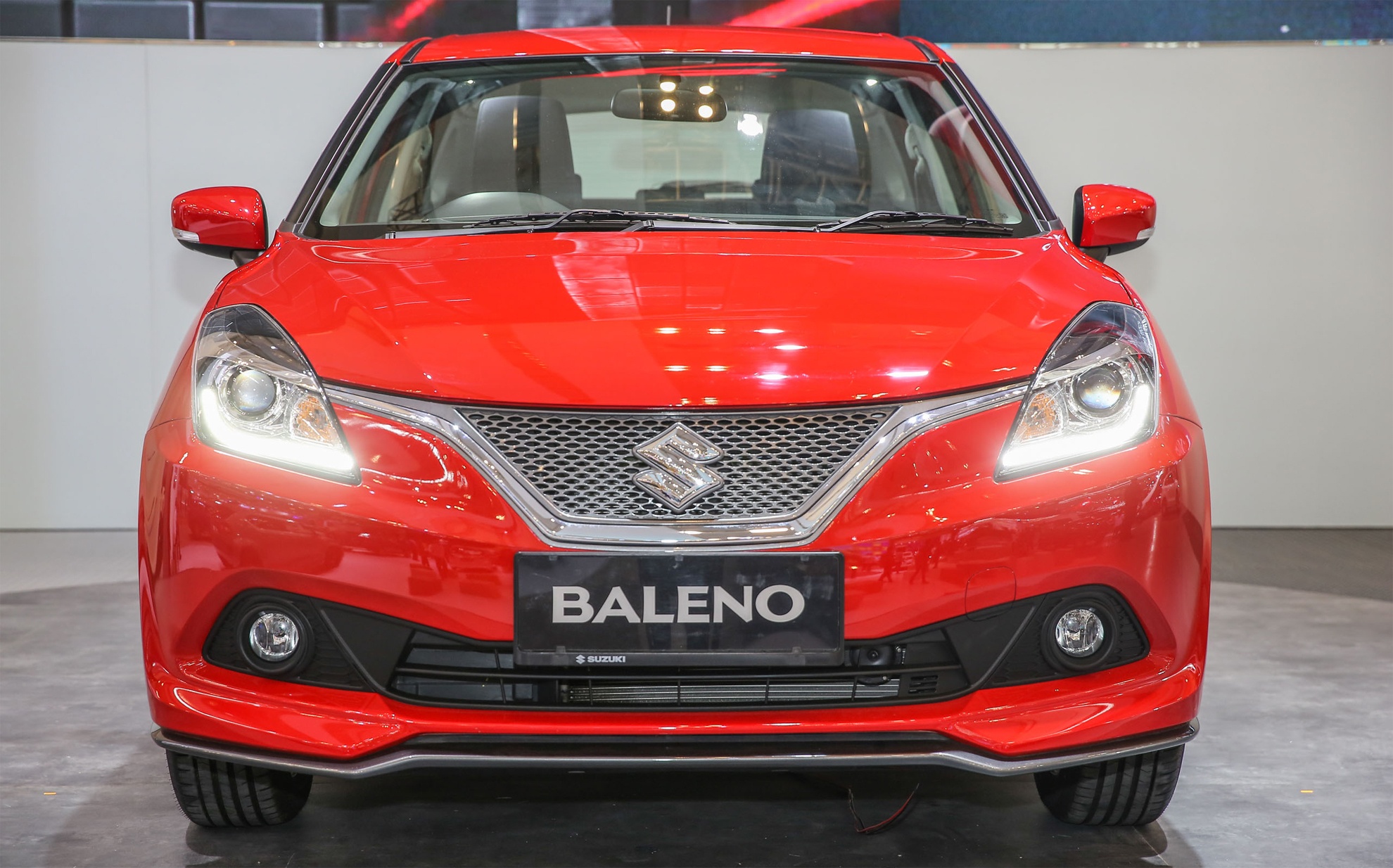 Suzuki Baleno ra mat o Indonesia anh 3