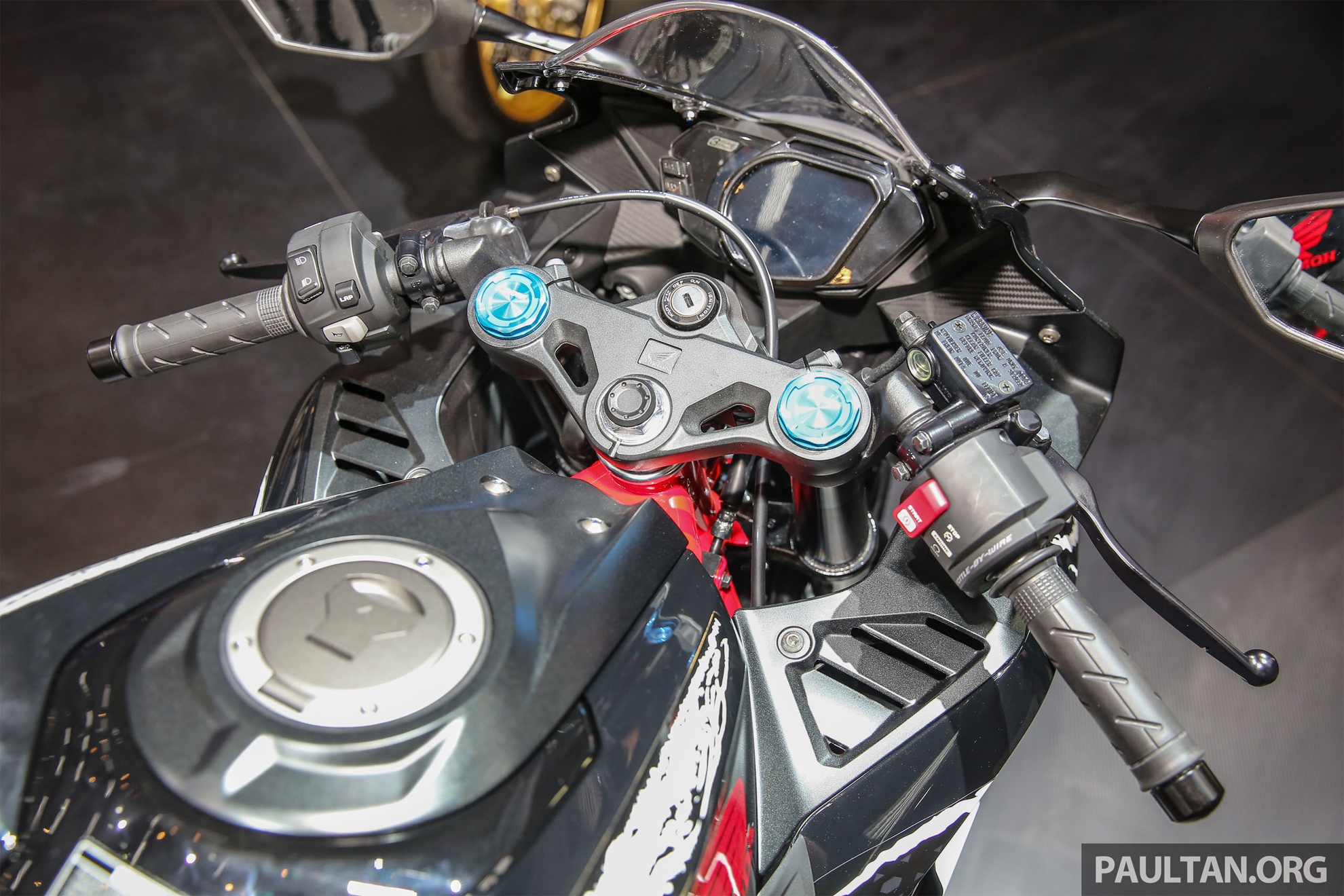 Honda CBR250RR 2017 phiên bản đặc biệt ở Indonesia ảnh 5 Honda CBR250RR 2017 phien ban dac biet o Indonesia anh 5