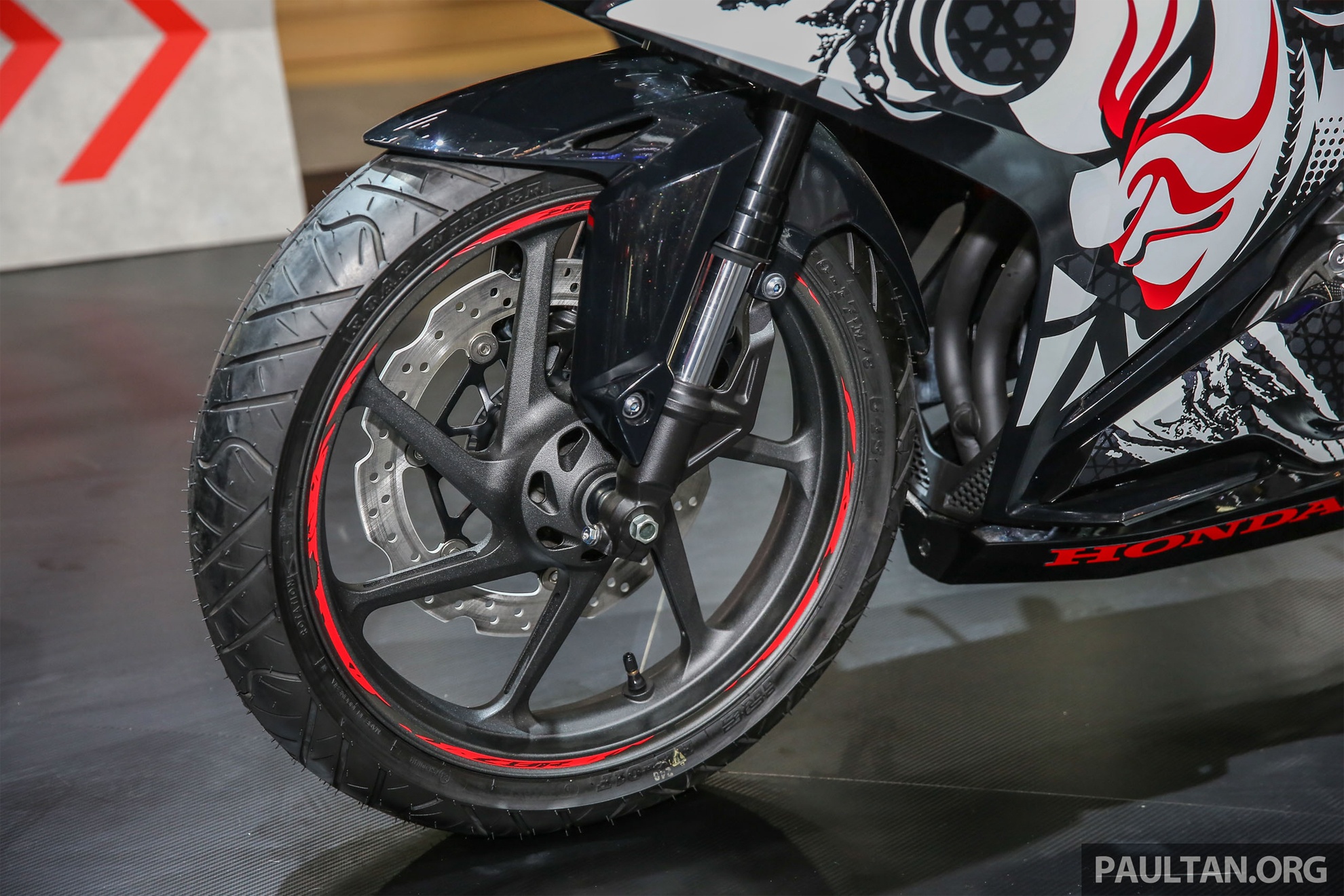Honda CBR250RR 2017 phiên bản đặc biệt ở Indonesia ảnh 6 Honda CBR250RR 2017 phien ban dac biet o Indonesia anh 6