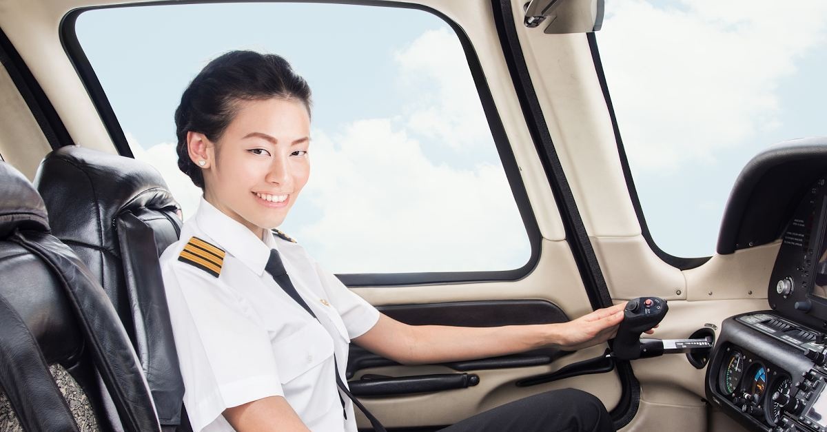 Oto bay DeLorean DR-7 trinh lang anh 7