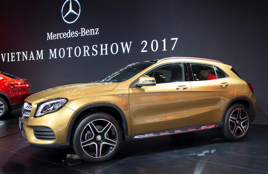 Mercedes GLA va C-Class tang gia ca tram trieu dong tai Viet Nam hinh anh