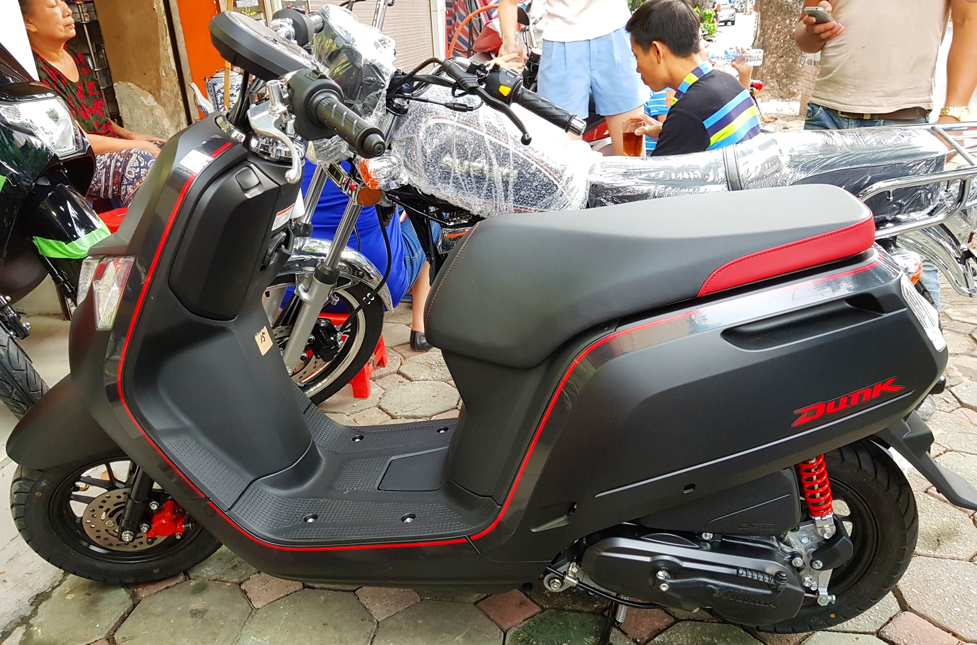 Honda Dunk 2017 dau tien o Viet Nam anh 3