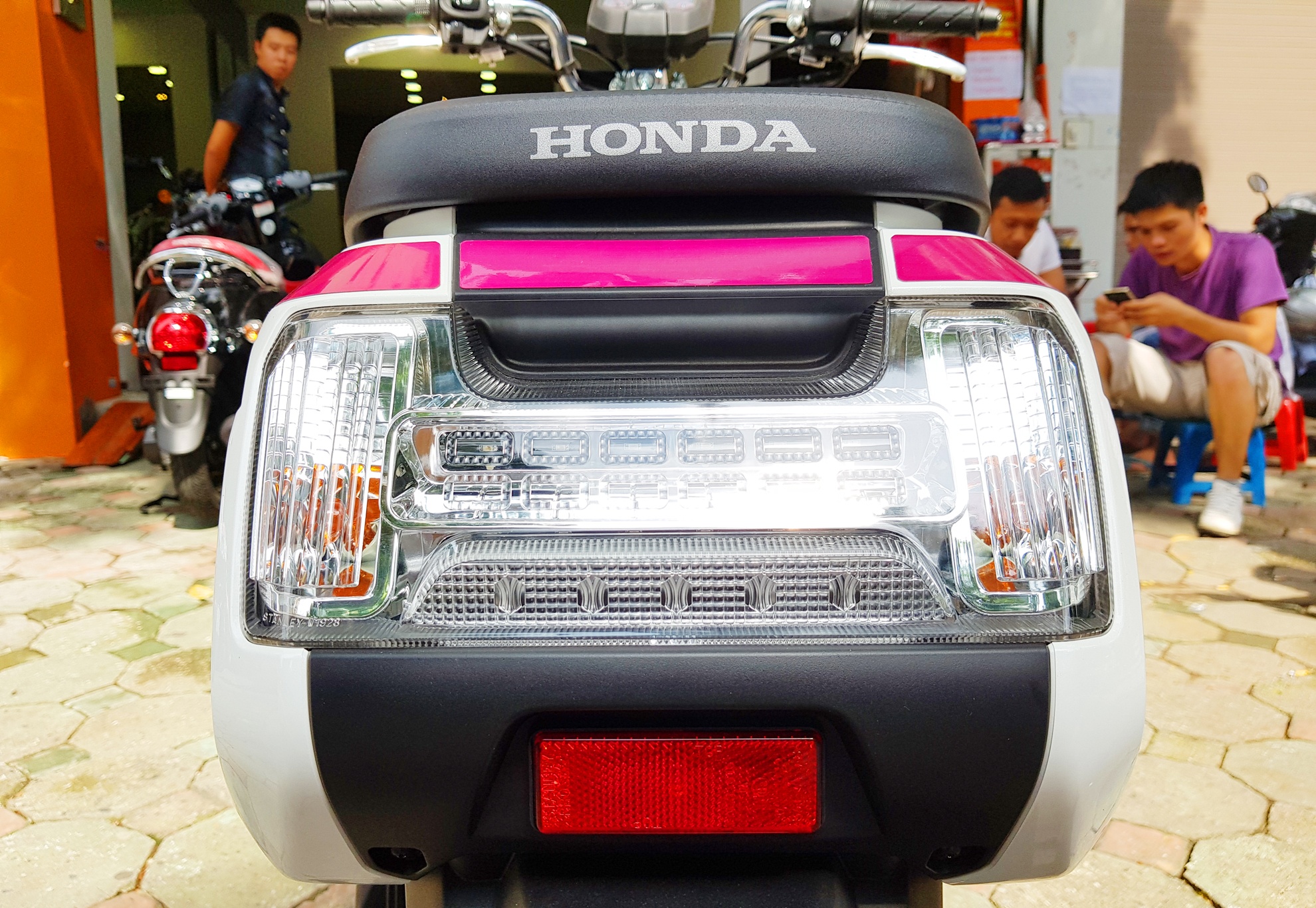 Honda Dunk 2017 dau tien o Viet Nam anh 5