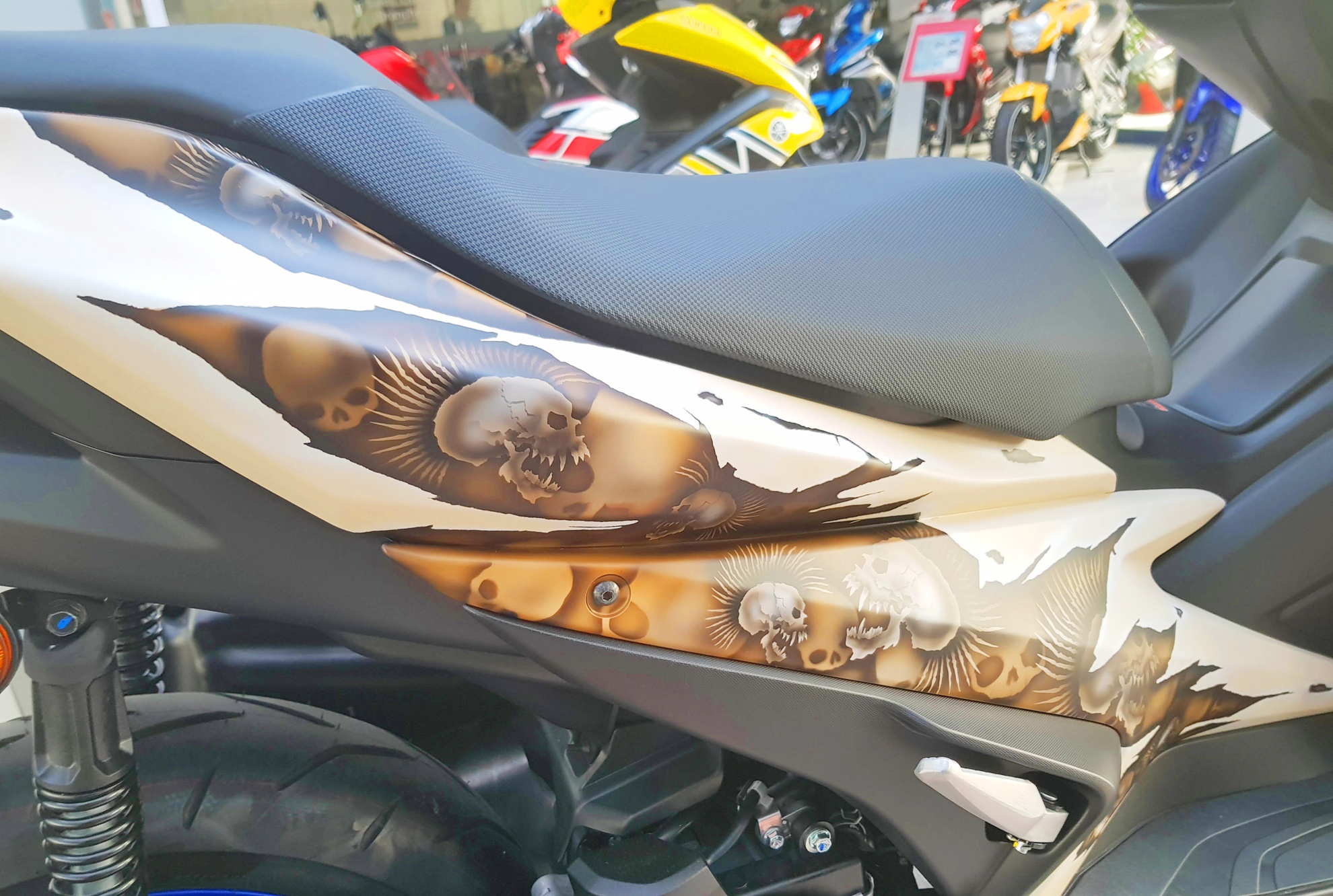 Yamaha NVX 2017 ban o Malaysia anh 6