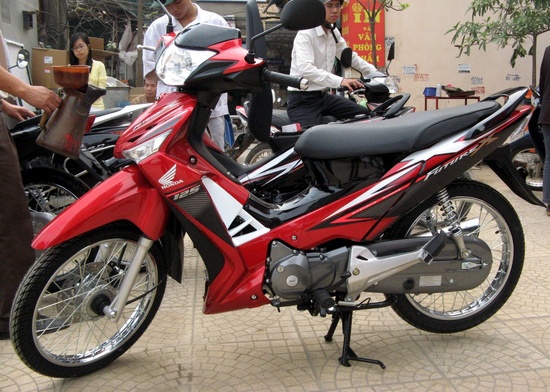 Cac xe may bi khai tu o Viet Nam anh 2