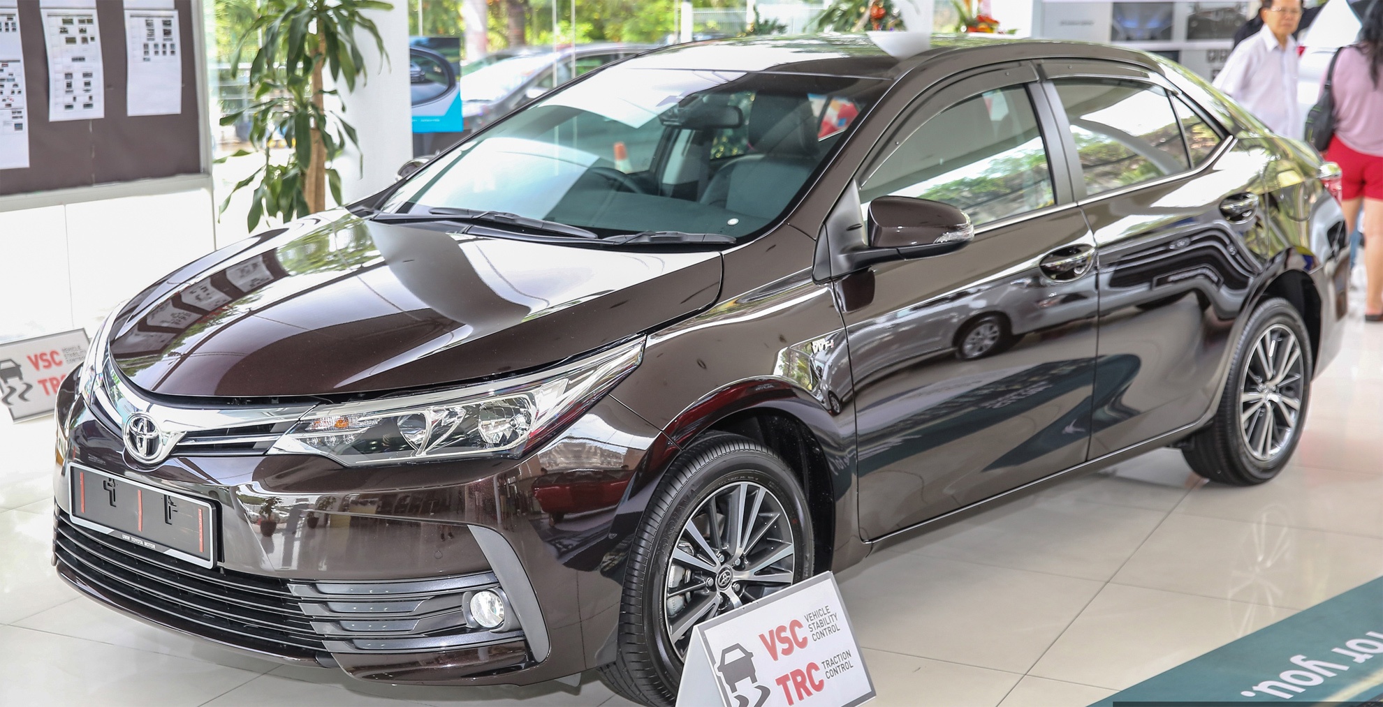Toyota Corolla Altis ban o Malaysia anh 1
