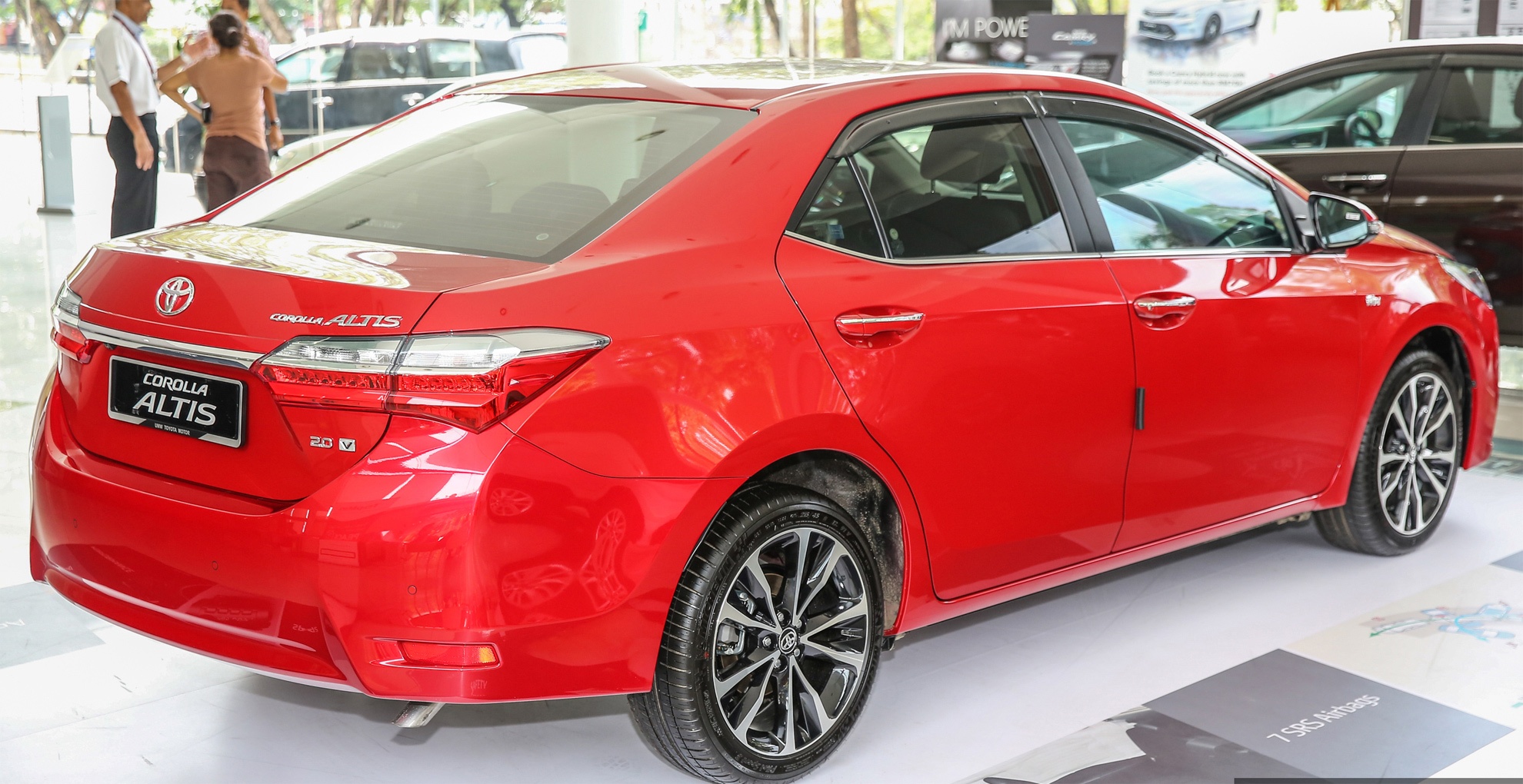 Toyota Corolla Altis ban o Malaysia anh 11