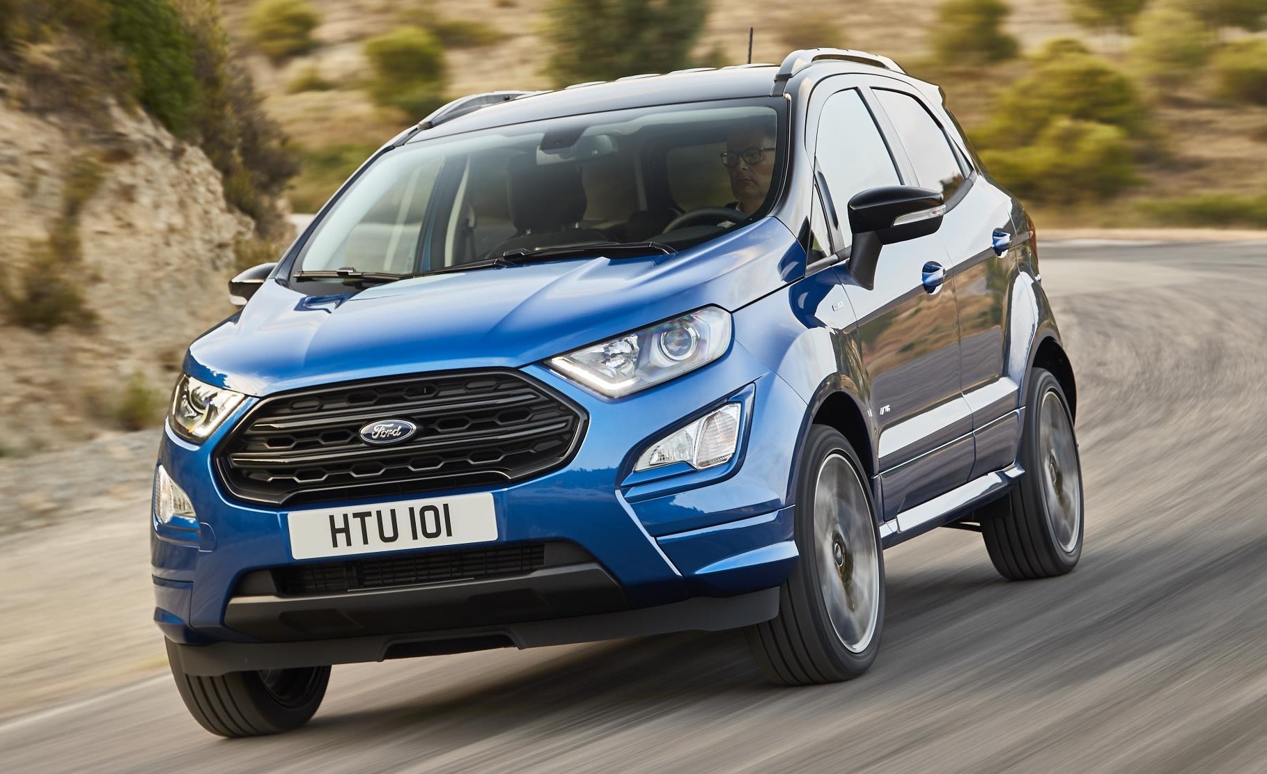 Ford EcoSport ban nang cap co them dong co diesel o chau Au hinh anh