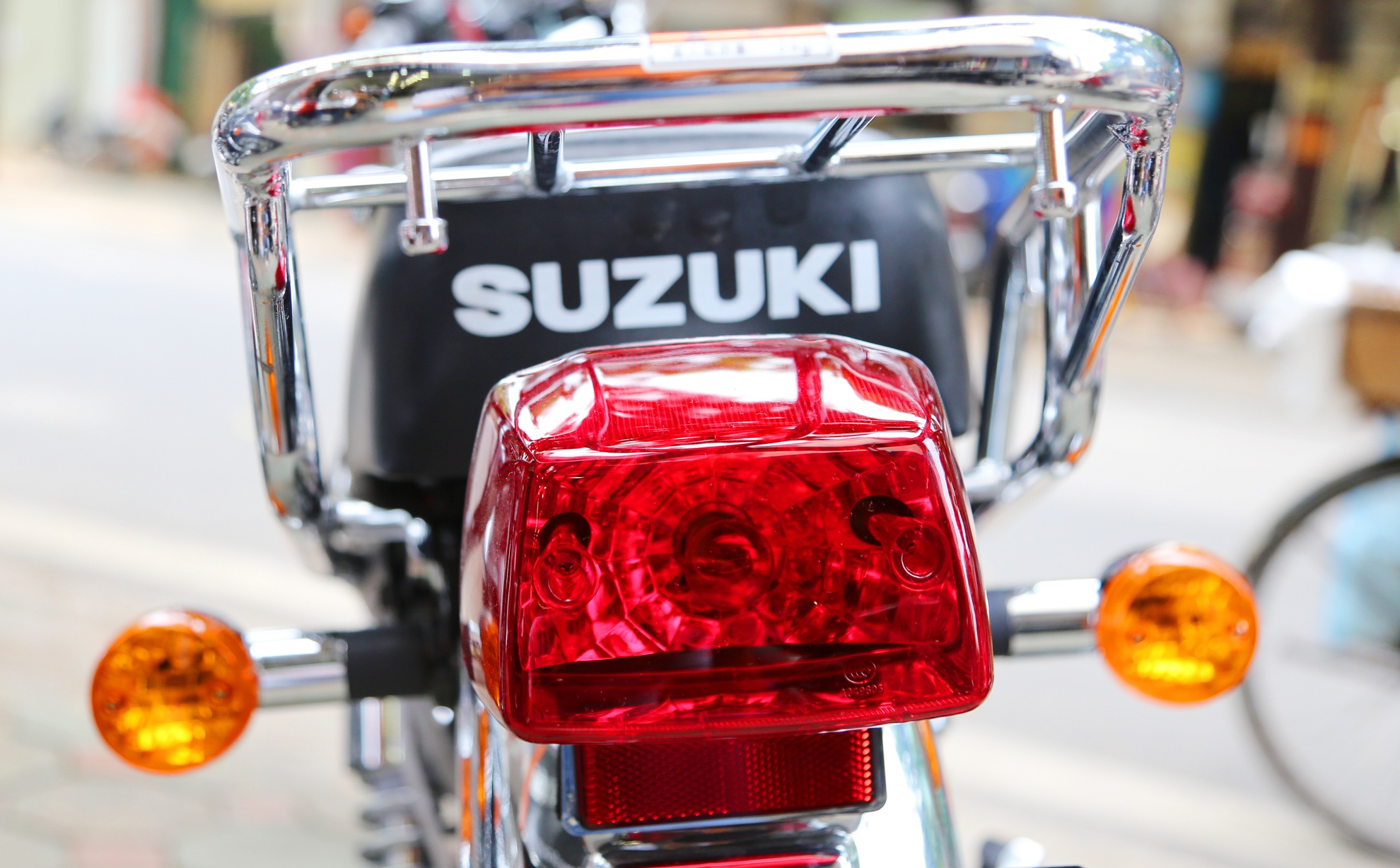 Suzuki GN125-2F 2017 ve Viet Nam anh 8