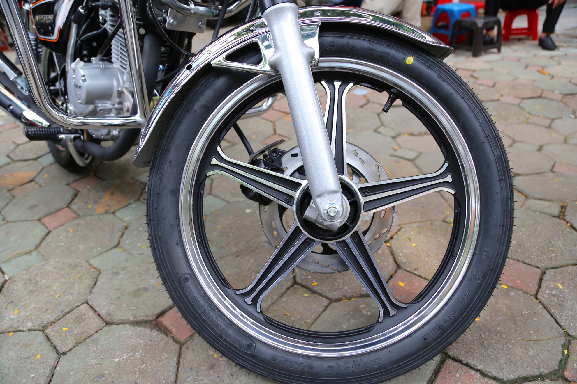 Suzuki GN125-2F 2017 ve Viet Nam anh 11