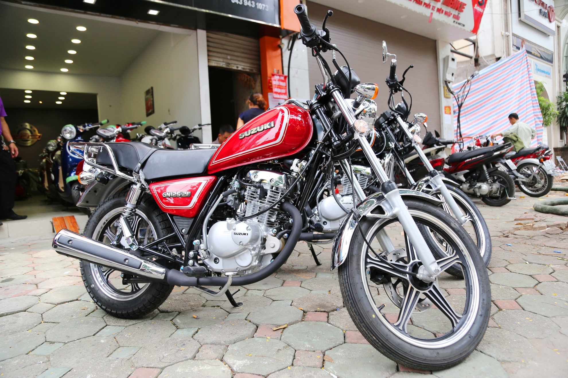 Suzuki GN125-2F 2017 ve Viet Nam anh 2