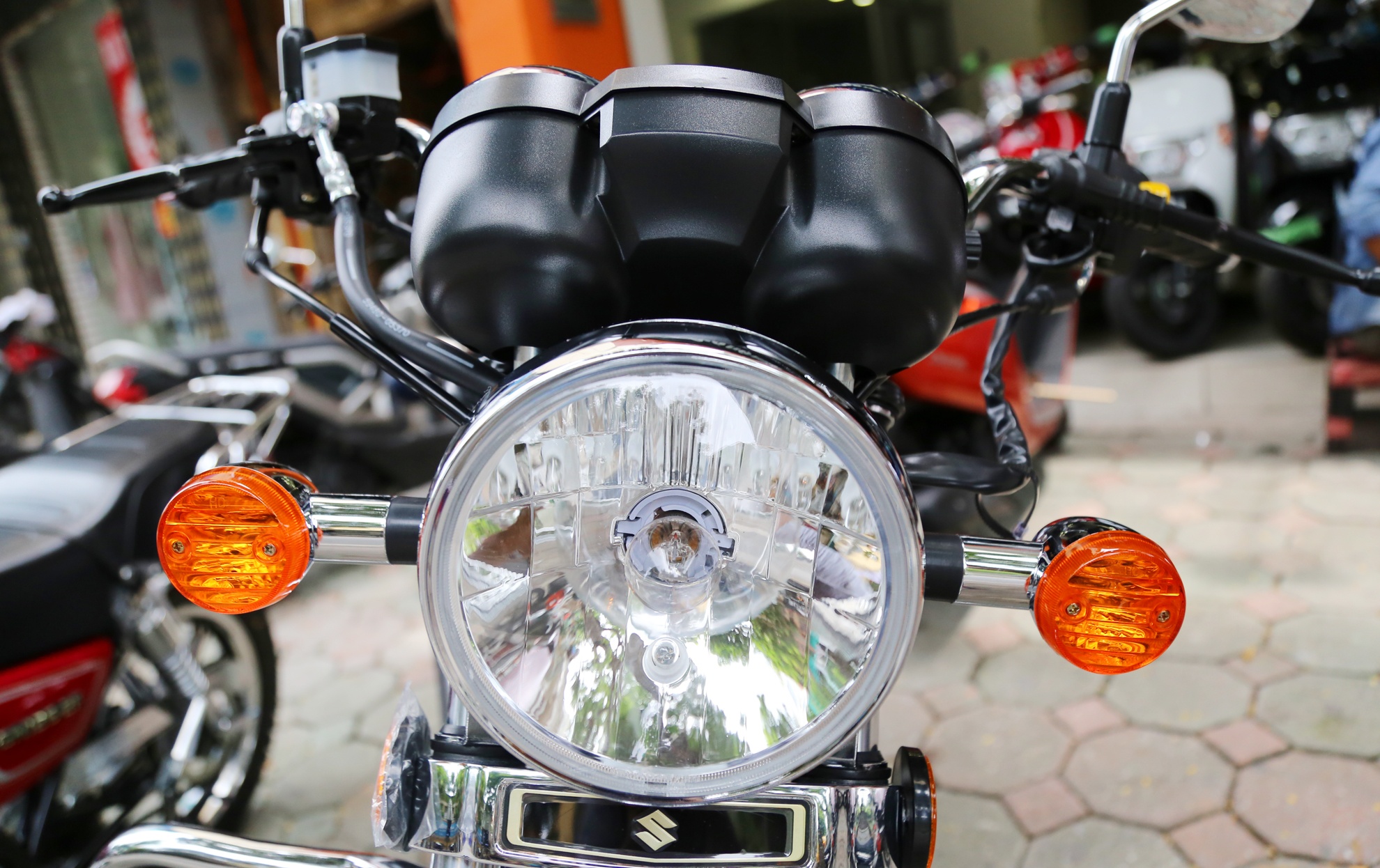 Suzuki GN125-2F 2017 ve Viet Nam anh 3