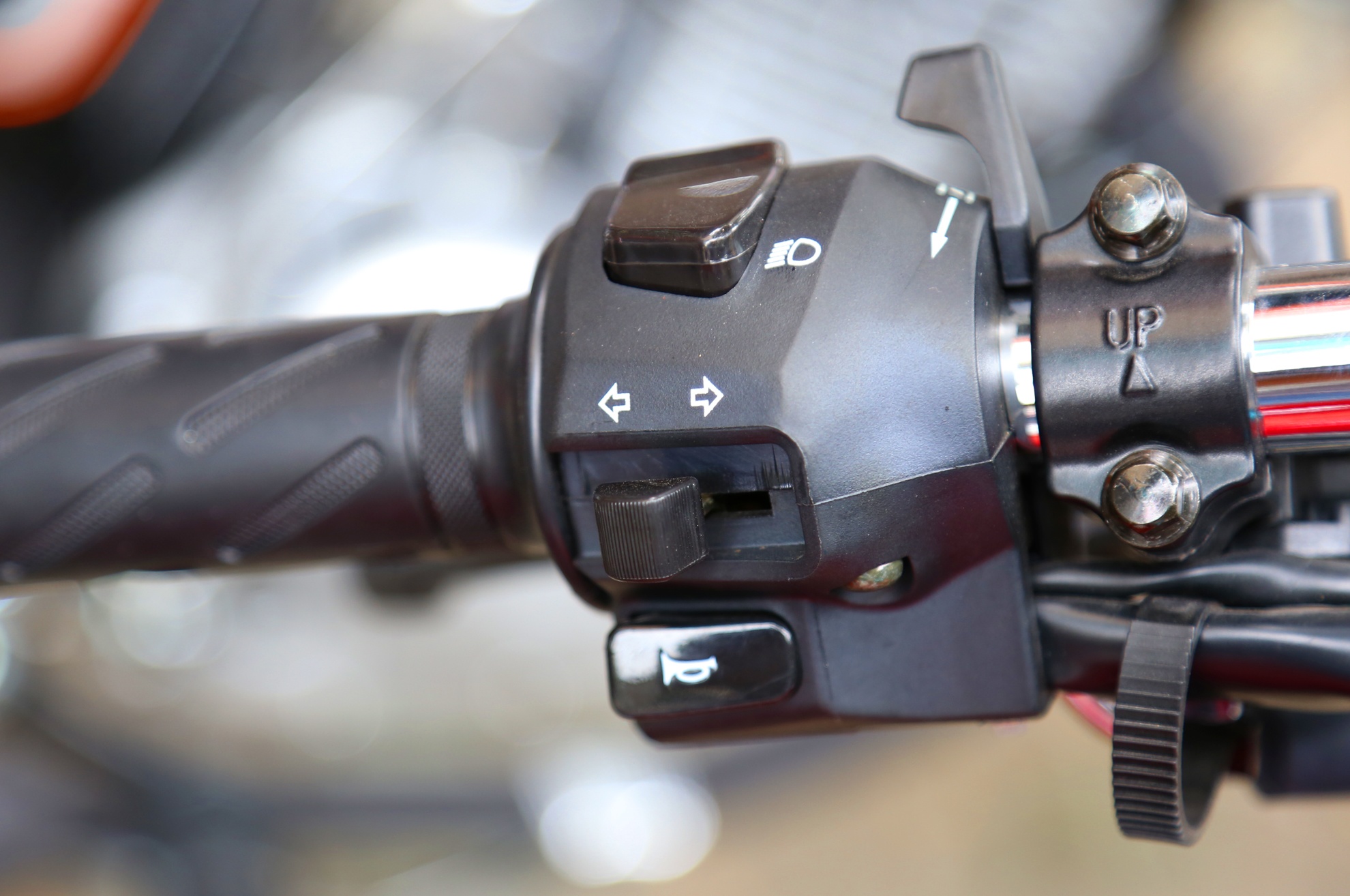 Suzuki GN125-2F 2017 ve Viet Nam anh 5