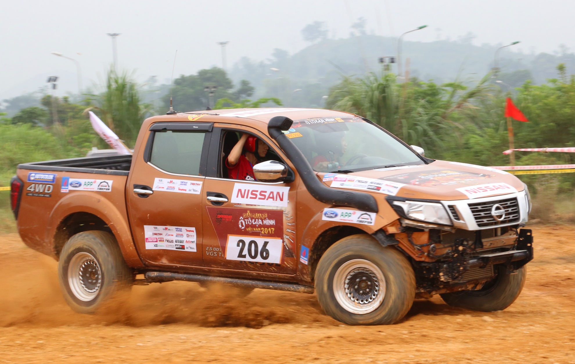 Giai dua oto dia hinh o Viet Nam anh 12