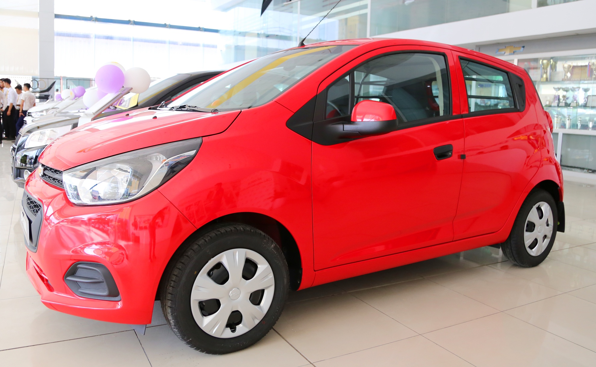 Chevrolet Spark Duo 2018 ban o Viet Nam anh 12