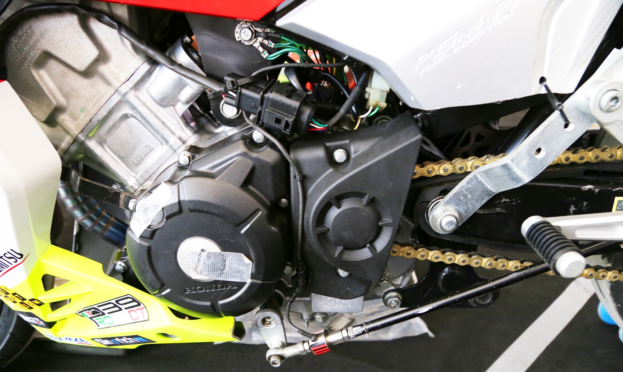 Honda Winner 150 phien ban xe dua o Viet Nam anh 9