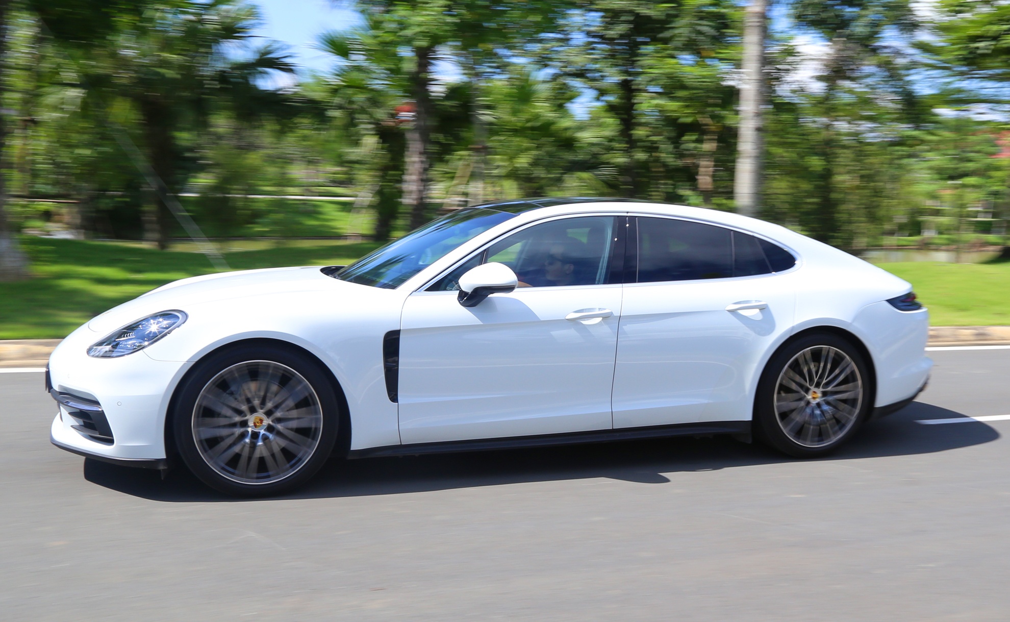 Porsche Panamera 4S 2017 ban o Viet Nam anh 17