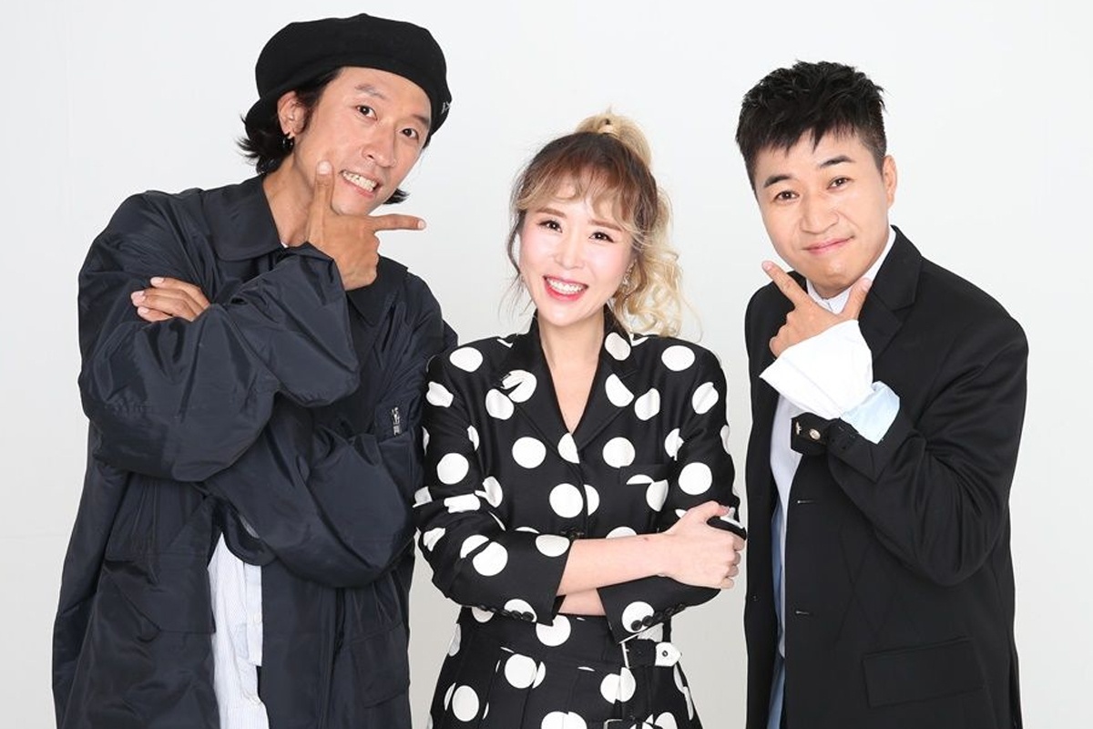 nhom nhac nam nu hon hop anh 2