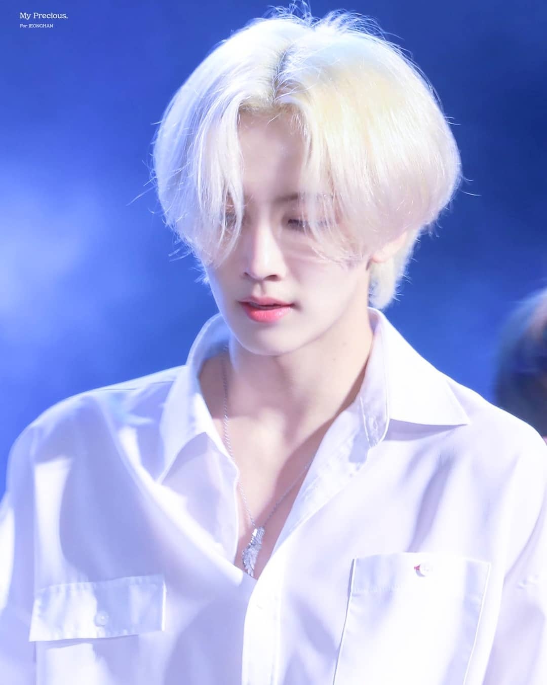 thần tượng gần như không được hát ảnh 6 than tuong gan nhu khong duoc hat anh 6