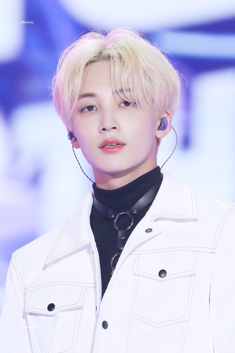 thần tượng gần như không được hát ảnh 5 than tuong gan nhu khong duoc hat anh 5