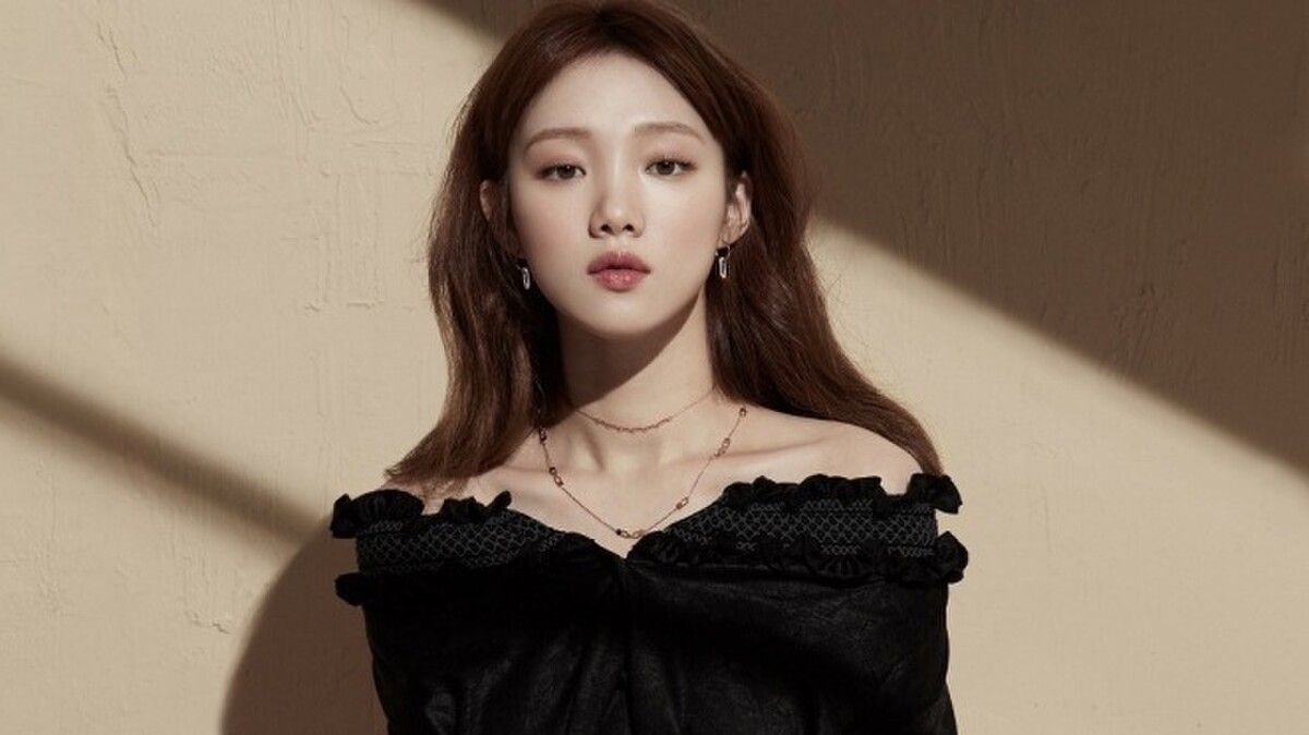 Qua khu kho khan cua Lee Sung Kyung hinh anh