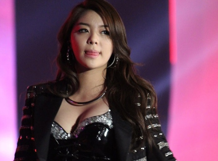Nu ca si khong the hat sau khi giam 11 kg/thang hinh anh