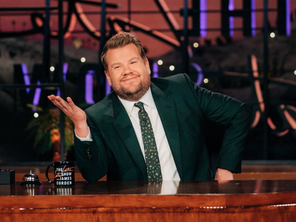 phat ngon khong phu hop cua james corden anh 1