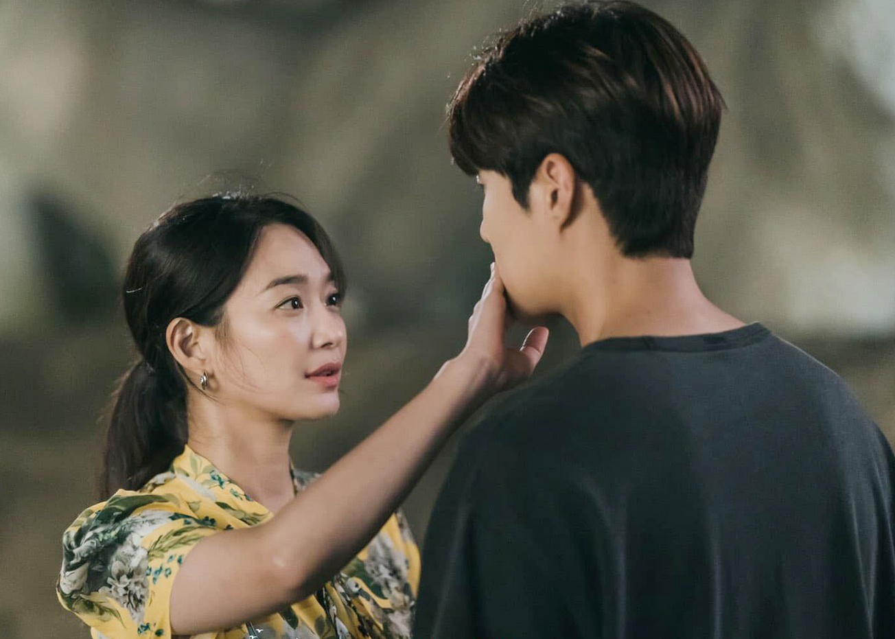 Bo phim pha vo hinh mau rap khuon cua phu nu hinh anh