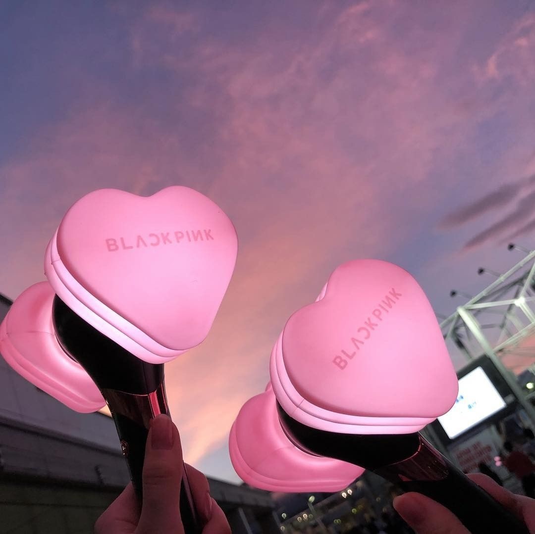 tình trạng thiếu hụt lightstick ở kpop ảnh 6 tinh trang thieu hut lightstick o kpop anh 6