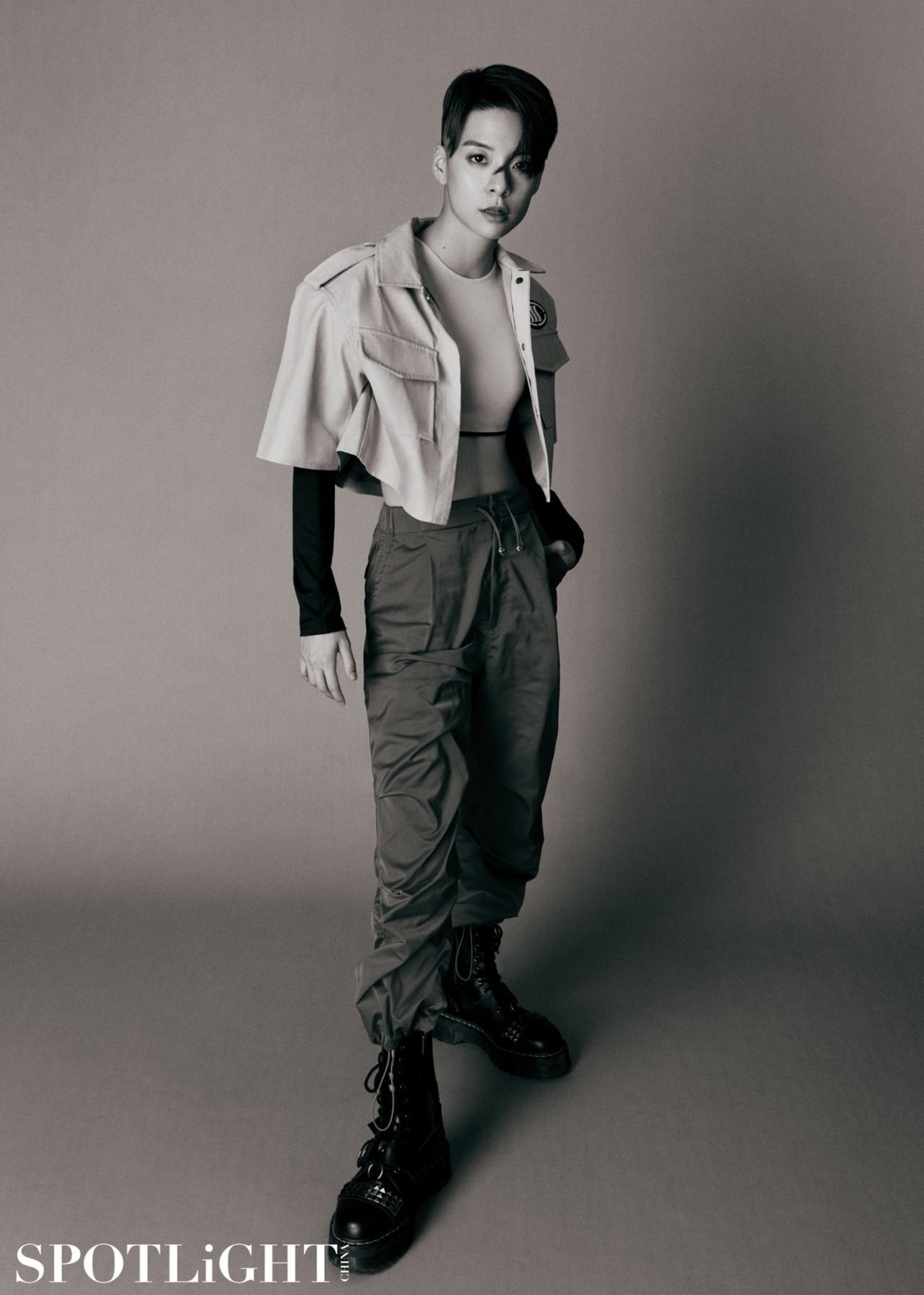 than tuong xoa bo dinh kien anh 10