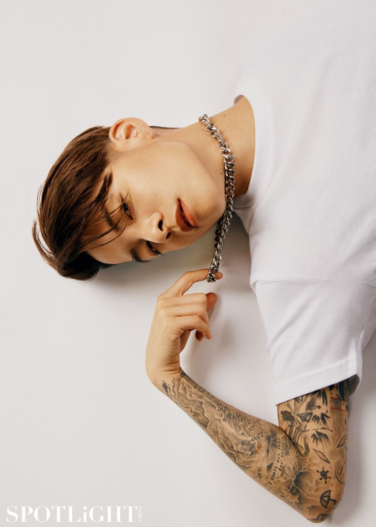 than tuong xoa bo dinh kien anh 12