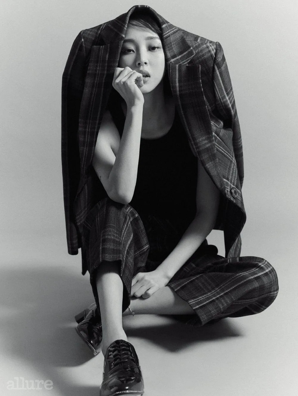 than tuong xoa bo dinh kien anh 26