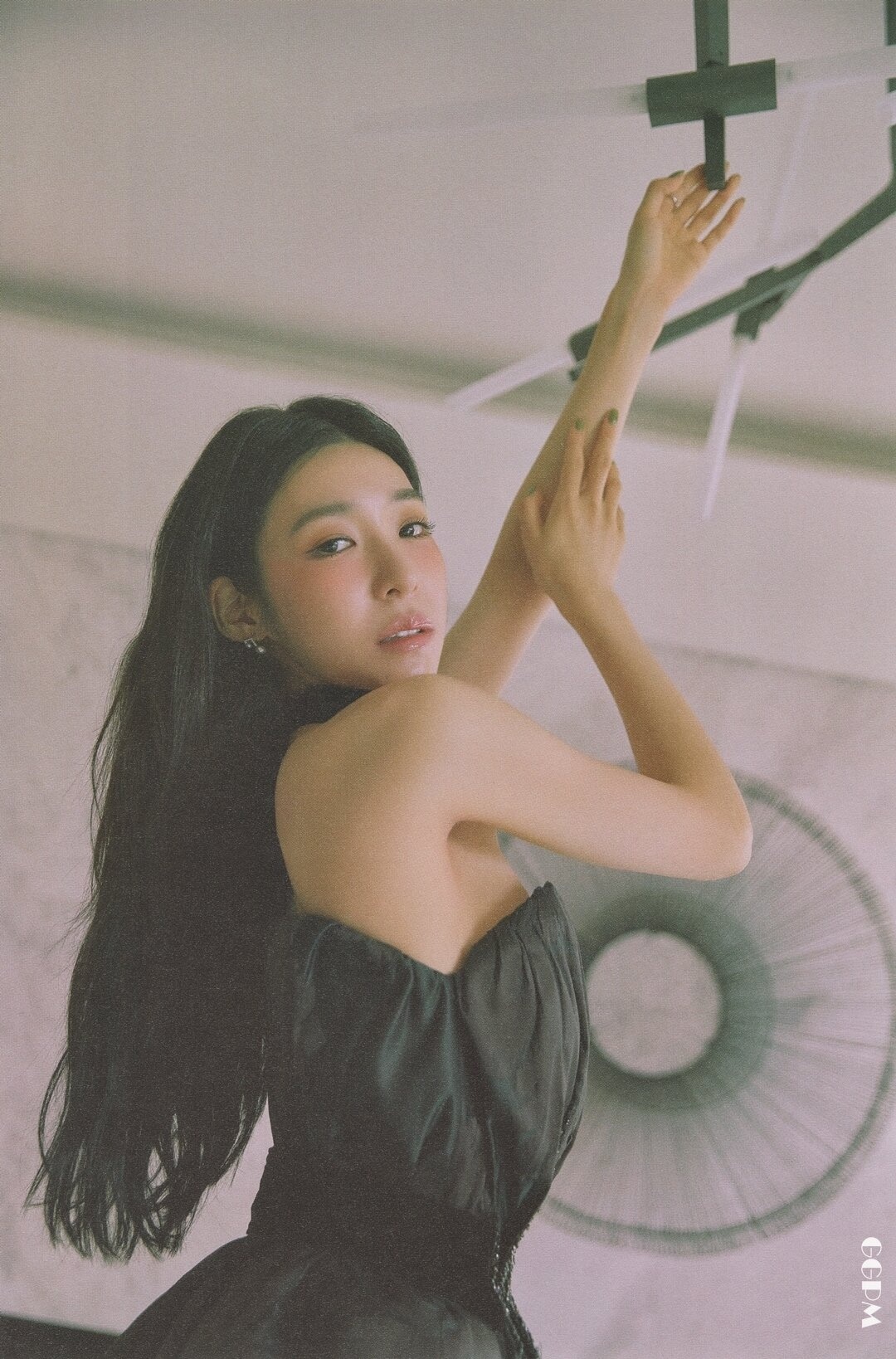 nhom nhac kpop lgbtq+ cong khai dau tien anh 6