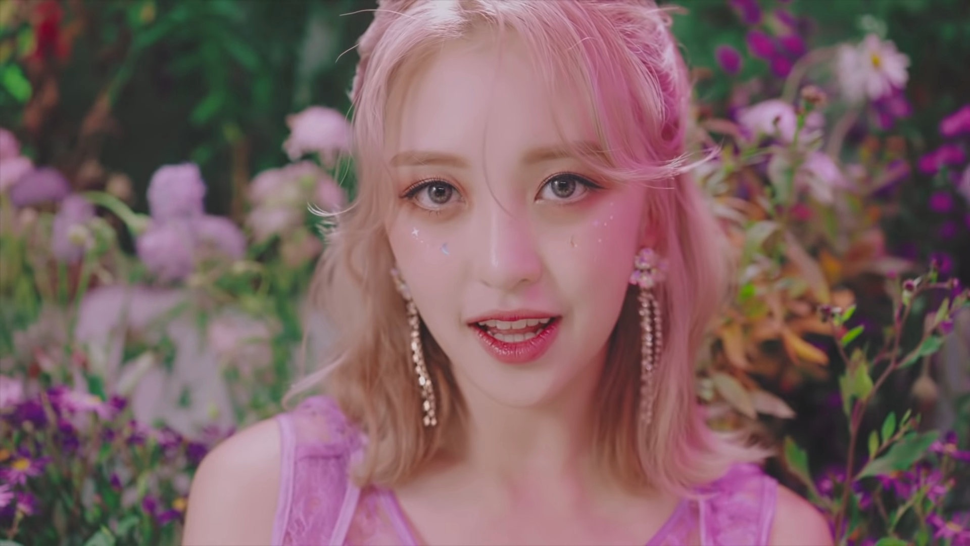 Nhom nhac nu theo phong cach '6 tien nu danh mat doi canh' hinh anh