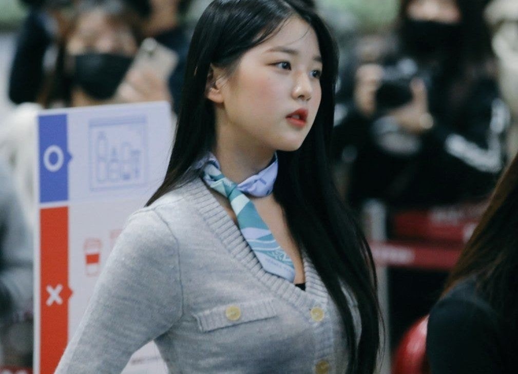 Xu huong ra mat ca si o tuoi vi thanh nien hinh anh