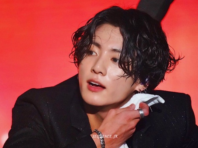 Loi xin loi khong can thiet cua nhung ngoi sao hinh anh