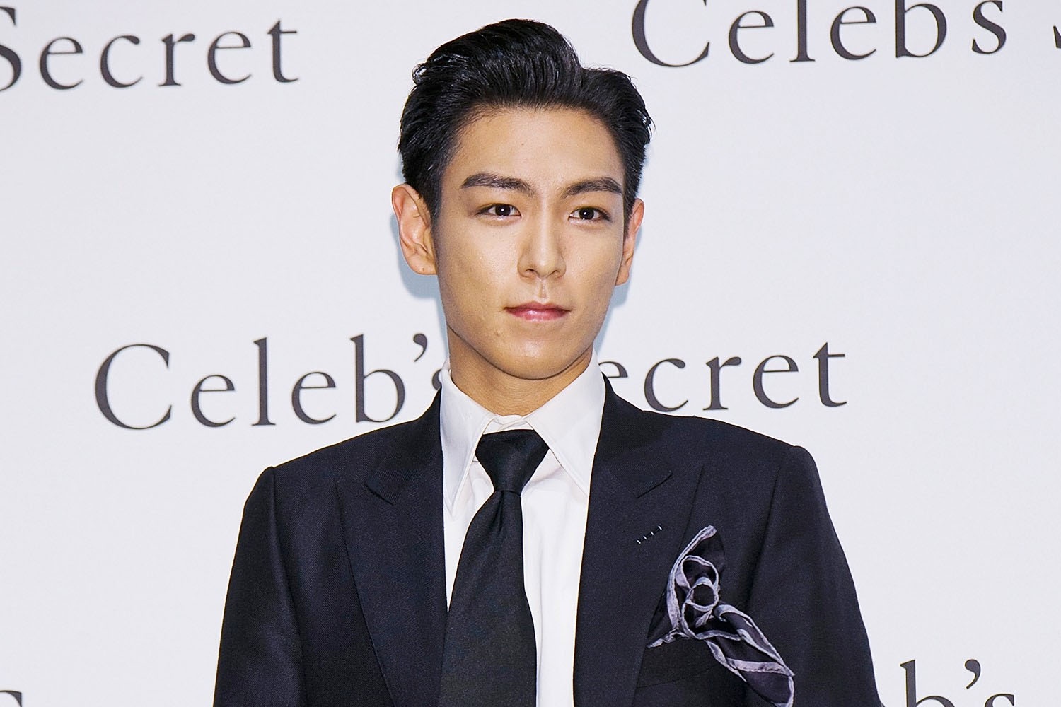 T.O.P (Big Bang) truoc khi ket thuc 16 nam voi YG hinh anh